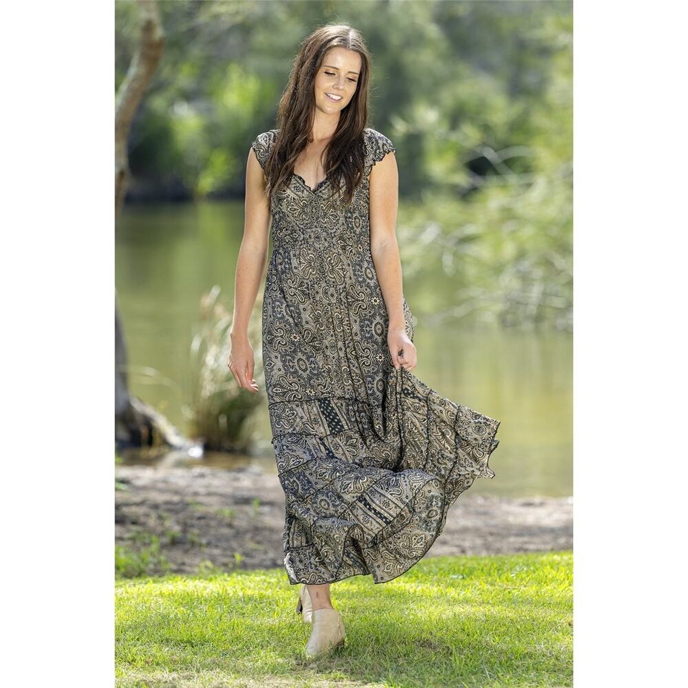 Cienna Astrid Silk Maxi Flowy Dress Size Small